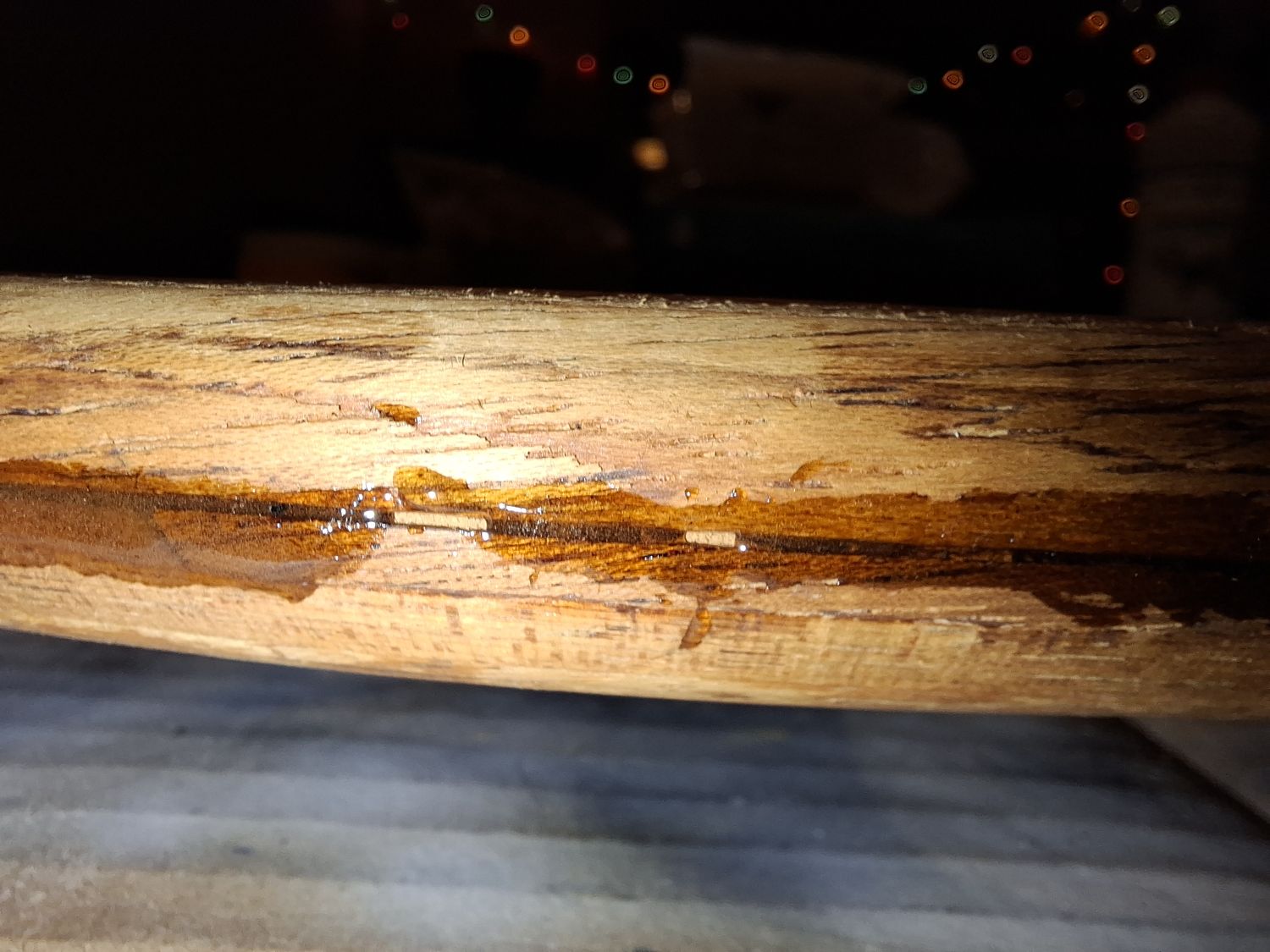 Filling the gaps at the spoke joint