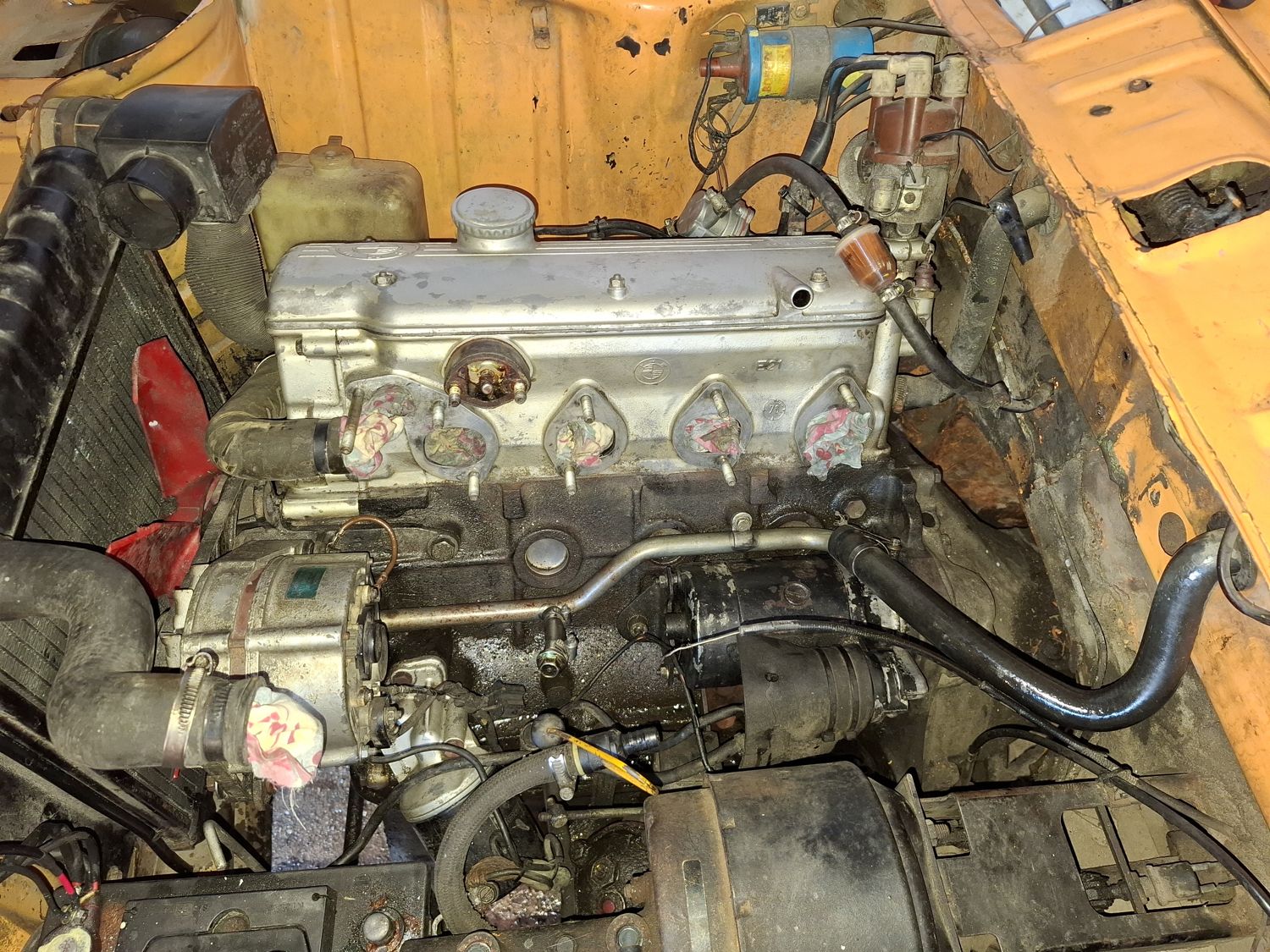 Ports covered while the manifolds go on