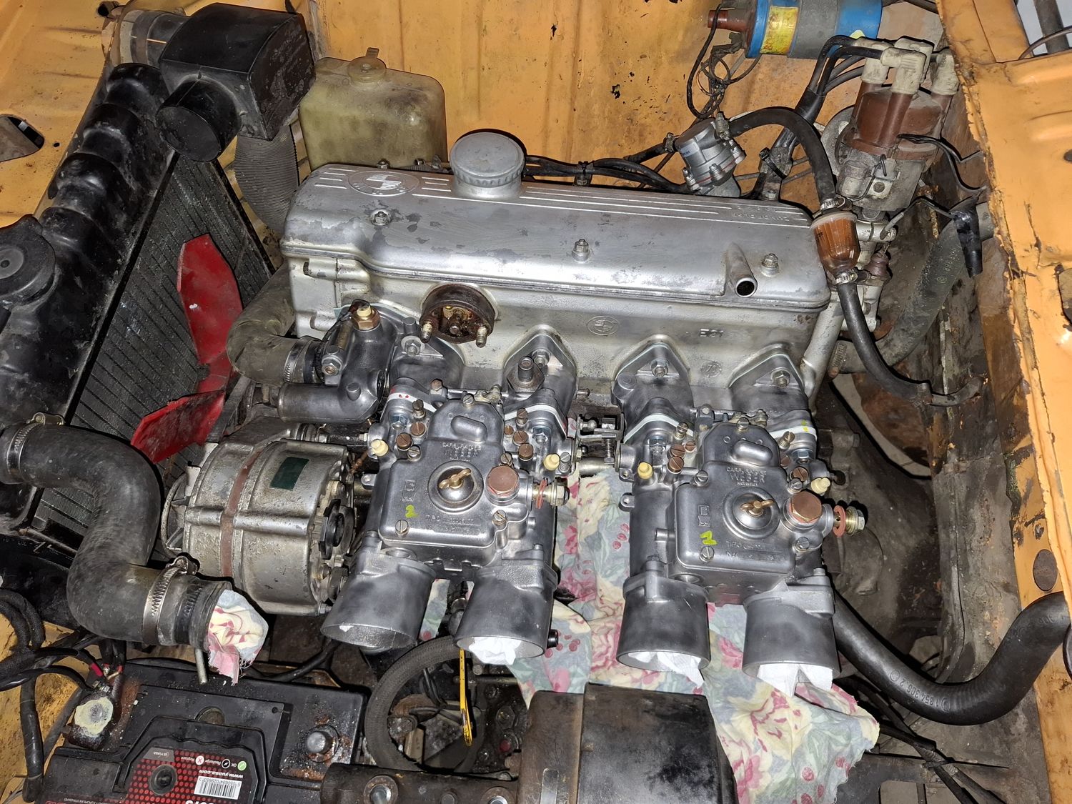 Manifolds and carbs on