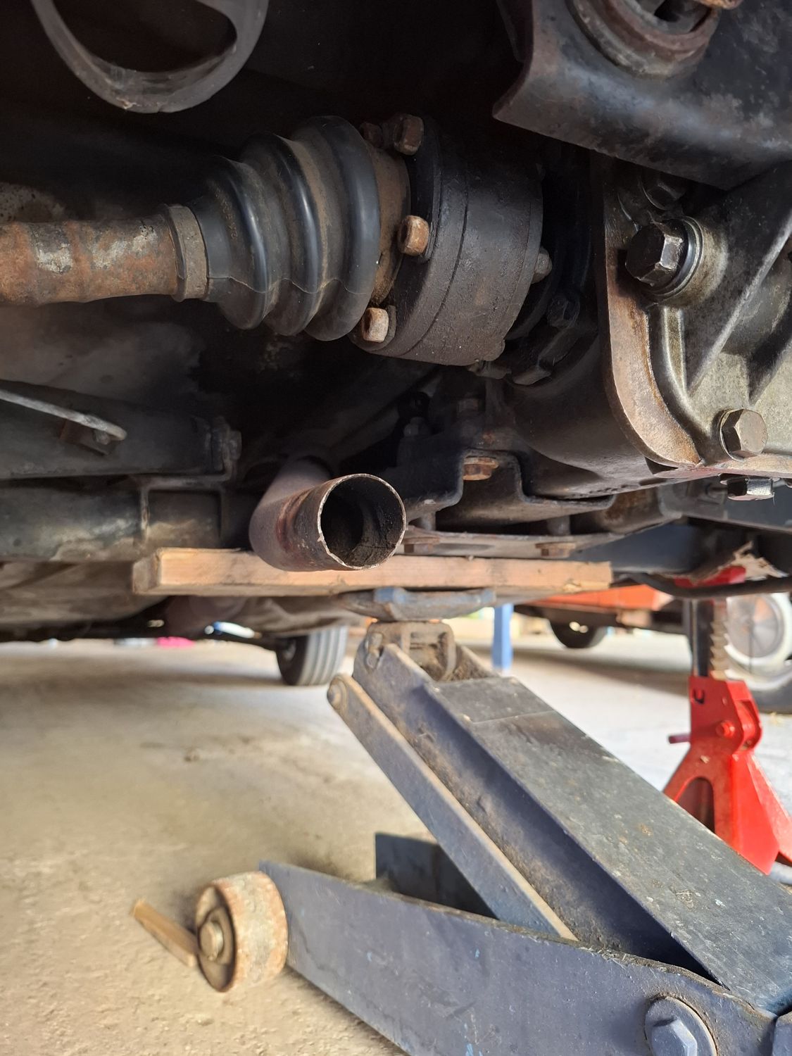 The old silencer coming off